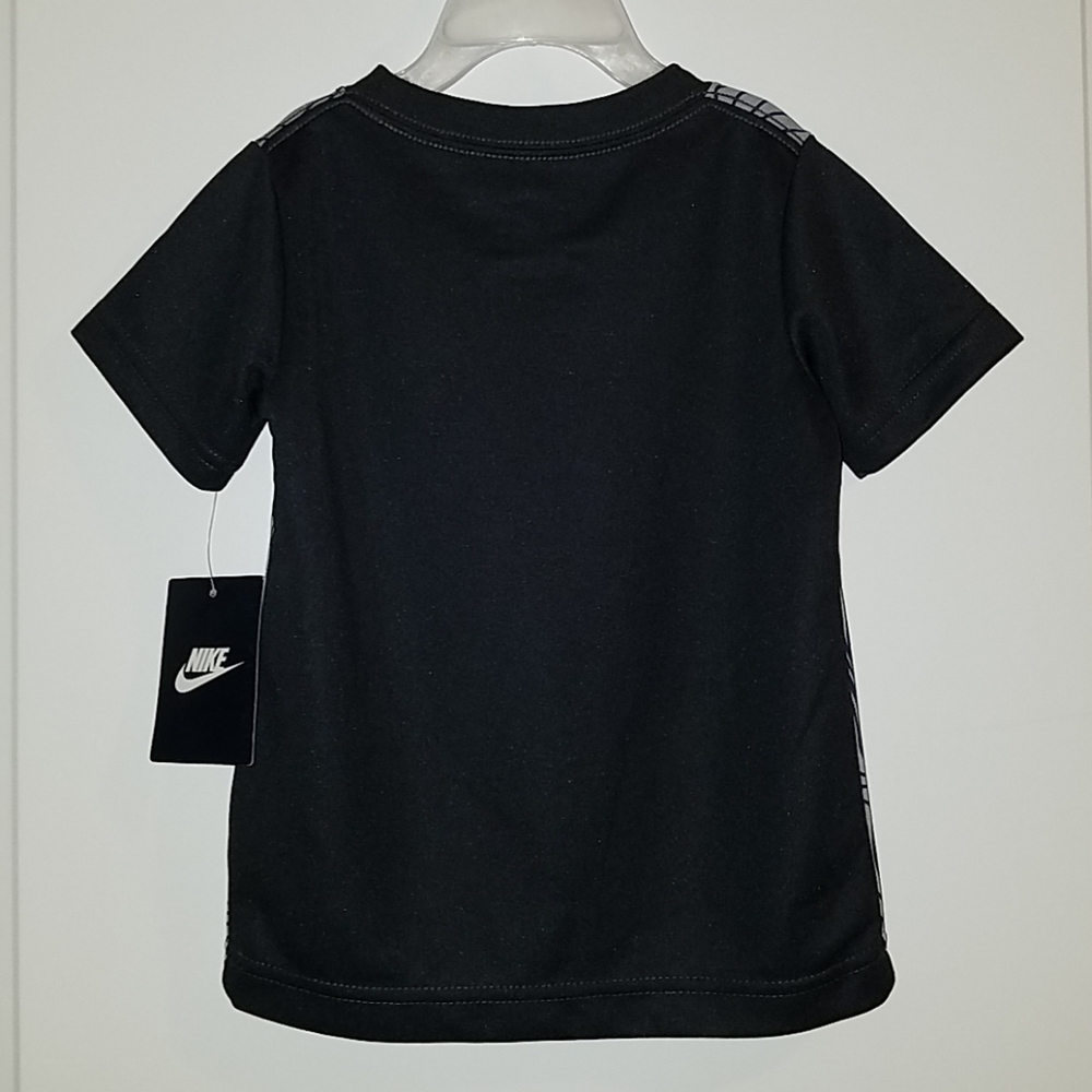 Nike Tee - Picture 2 of 2